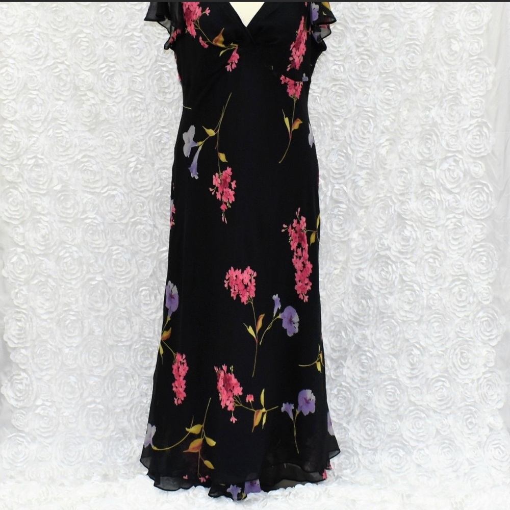 ❤️ Jones New York Spring V- Neck Floral